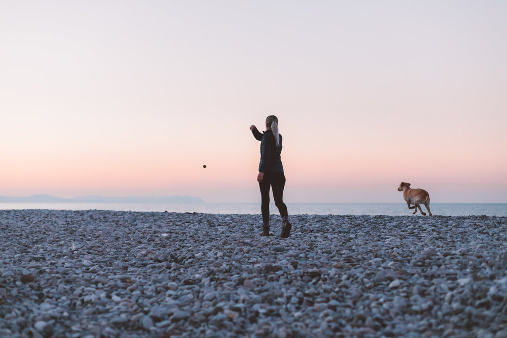 Our Barkfix Is A Safe, Humane And Effective Bark Control & Dog Training Device Using An Ultrasonic Audio Signal. Barkfix Corrects And Eliminates Unwanted Dog Behaviour, Quickly And Effectively! Easy & Safe To Use. Suitable For All Dog Sizes. Wide Control 